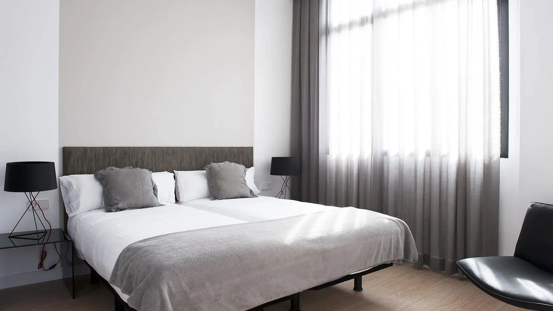 Mh Apartments Barcelona Spain