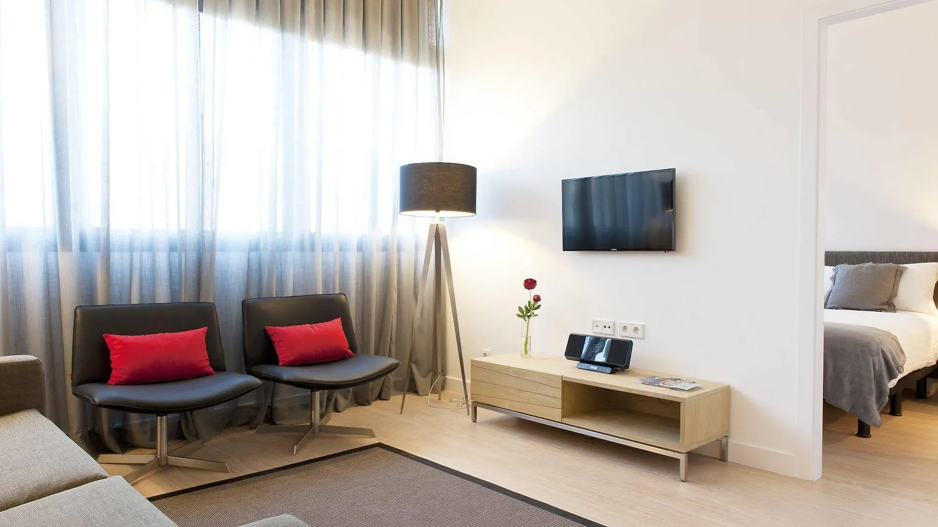 Mh Apartments Barcelona 0*,